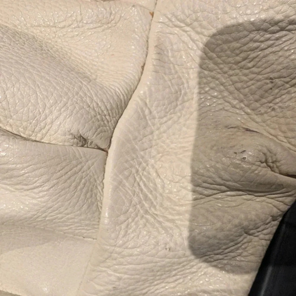 Beige Leather Shoulder Bag - Picture 9 of 9